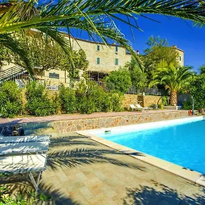 Vatluna Hotel